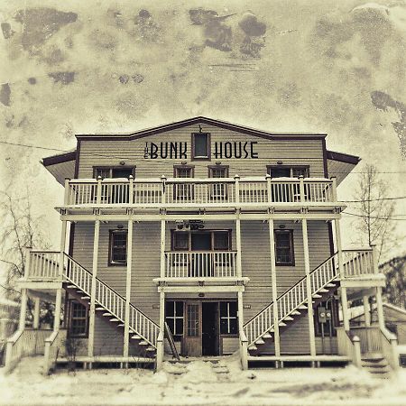 The Bunkhouse Hotel Dawson City Bagian luar foto