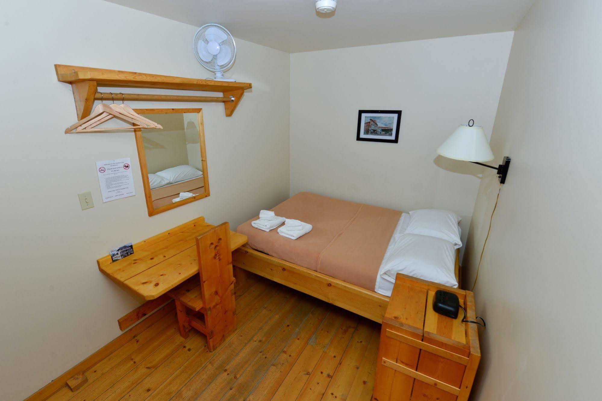 The Bunkhouse Hotel Dawson City Bagian luar foto